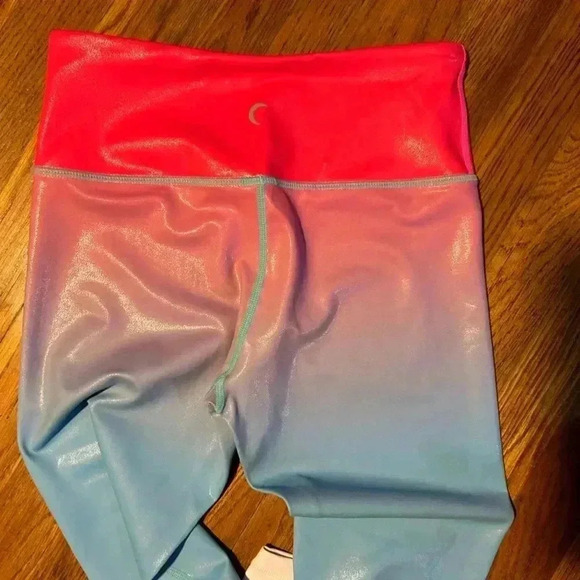 Zyia Pink and Blue Ombrรฉ Leggings, New, Size 4 - Picture 5 of 5